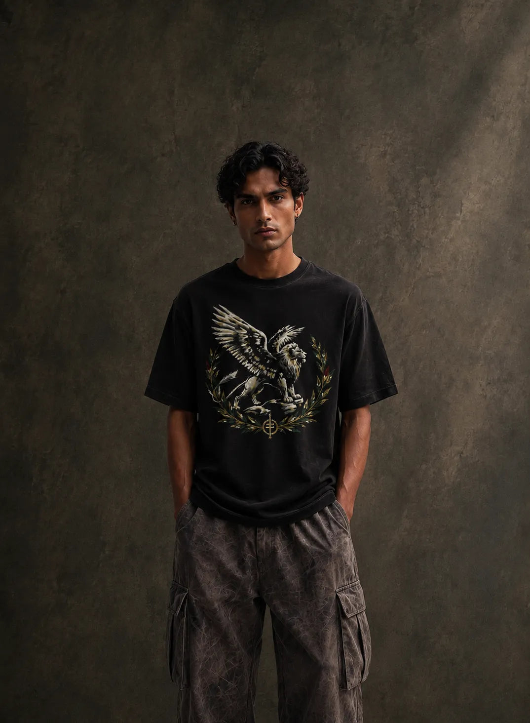 GRYPHON LAUREL OVERSIZED TEE