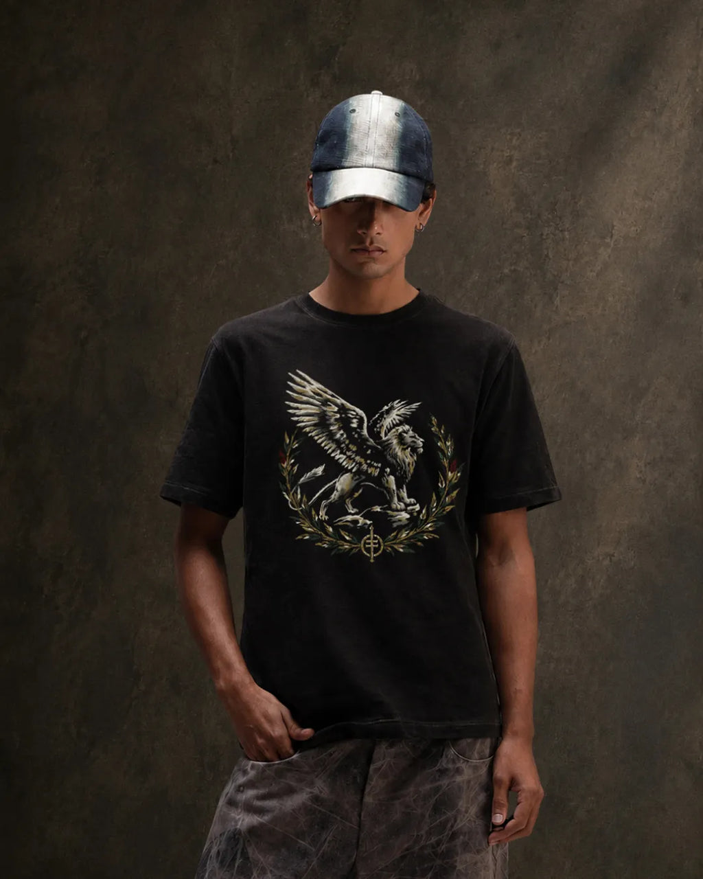 GRYPHON LAUREL OVERSIZED TEE